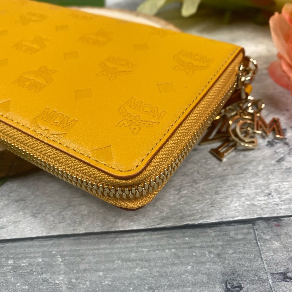 MCM klara zip around wallet viseto large mango - Picture 6 of 7